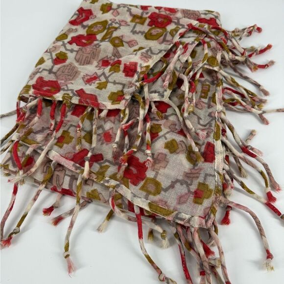1937 Accessories Wool Floral Fringe Scarf Shawl in Red/Greenish Yellow/Beige - Picture 4 of 6